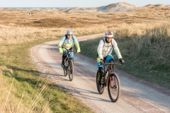 Gravel-cykelløbet Dirty Jutland 2019 blev afholdt den 12.-13. april. Mere end 500 cykelentusiaster kæmpede sig vej på forskellige distancer langs den jyske vestkyst med Skagen som endelig destination. Cykelløbet inkluderer både landevejskørsel, skov, strand, mv., og er således ligeså meget en naturoplevelse som det er et cykelløb.