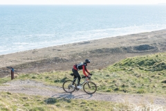 Gravel-cykelløbet Dirty Jutland 2019 blev afholdt den 12.-13. april. Mere end 500 cykelentusiaster kæmpede sig vej på forskellige distancer langs den jyske vestkyst med Skagen som endelig destination. Cykelløbet inkluderer både landevejskørsel, skov, strand, mv., og er således ligeså meget en naturoplevelse som det er et cykelløb.