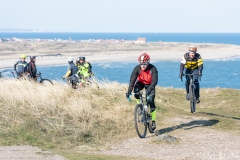 Gravel-cykelløbet Dirty Jutland 2019 blev afholdt den 12.-13. april. Mere end 500 cykelentusiaster kæmpede sig vej på forskellige distancer langs den jyske vestkyst med Skagen som endelig destination. Cykelløbet inkluderer både landevejskørsel, skov, strand, mv., og er således ligeså meget en naturoplevelse som det er et cykelløb.