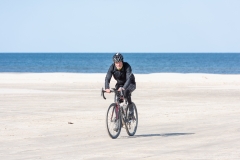 Gravel-cykelløbet Dirty Jutland 2019 blev afholdt den 12.-13. april. Mere end 500 cykelentusiaster kæmpede sig vej på forskellige distancer langs den jyske vestkyst med Skagen som endelig destination. Cykelløbet inkluderer både landevejskørsel, skov, strand, mv., og er således ligeså meget en naturoplevelse som det er et cykelløb.