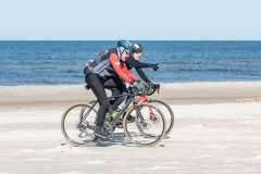 Gravel-cykelløbet Dirty Jutland 2019 blev afholdt den 12.-13. april. Mere end 500 cykelentusiaster kæmpede sig vej på forskellige distancer langs den jyske vestkyst med Skagen som endelig destination. Cykelløbet inkluderer både landevejskørsel, skov, strand, mv., og er således ligeså meget en naturoplevelse som det er et cykelløb.