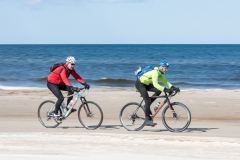 Gravel-cykelløbet Dirty Jutland 2019 blev afholdt den 12.-13. april. Mere end 500 cykelentusiaster kæmpede sig vej på forskellige distancer langs den jyske vestkyst med Skagen som endelig destination. Cykelløbet inkluderer både landevejskørsel, skov, strand, mv., og er således ligeså meget en naturoplevelse som det er et cykelløb.