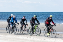 Gravel-cykelløbet Dirty Jutland 2019 blev afholdt den 12.-13. april. Mere end 500 cykelentusiaster kæmpede sig vej på forskellige distancer langs den jyske vestkyst med Skagen som endelig destination. Cykelløbet inkluderer både landevejskørsel, skov, strand, mv., og er således ligeså meget en naturoplevelse som det er et cykelløb.