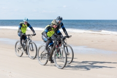 Gravel-cykelløbet Dirty Jutland 2019 blev afholdt den 12.-13. april. Mere end 500 cykelentusiaster kæmpede sig vej på forskellige distancer langs den jyske vestkyst med Skagen som endelig destination. Cykelløbet inkluderer både landevejskørsel, skov, strand, mv., og er således ligeså meget en naturoplevelse som det er et cykelløb.