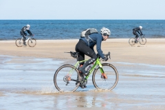 Gravel-cykelløbet Dirty Jutland 2019 blev afholdt den 12.-13. april. Mere end 500 cykelentusiaster kæmpede sig vej på forskellige distancer langs den jyske vestkyst med Skagen som endelig destination. Cykelløbet inkluderer både landevejskørsel, skov, strand, mv., og er således ligeså meget en naturoplevelse som det er et cykelløb.