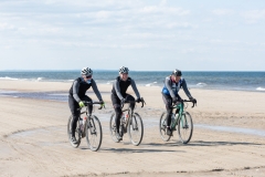 Gravel-cykelløbet Dirty Jutland 2019 blev afholdt den 12.-13. april. Mere end 500 cykelentusiaster kæmpede sig vej på forskellige distancer langs den jyske vestkyst med Skagen som endelig destination. Cykelløbet inkluderer både landevejskørsel, skov, strand, mv., og er således ligeså meget en naturoplevelse som det er et cykelløb.