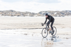 Gravel-cykelløbet Dirty Jutland 2019 blev afholdt den 12.-13. april. Mere end 500 cykelentusiaster kæmpede sig vej på forskellige distancer langs den jyske vestkyst med Skagen som endelig destination. Cykelløbet inkluderer både landevejskørsel, skov, strand, mv., og er således ligeså meget en naturoplevelse som det er et cykelløb.