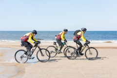 Gravel-cykelløbet Dirty Jutland 2019 blev afholdt den 12.-13. april. Mere end 500 cykelentusiaster kæmpede sig vej på forskellige distancer langs den jyske vestkyst med Skagen som endelig destination. Cykelløbet inkluderer både landevejskørsel, skov, strand, mv., og er således ligeså meget en naturoplevelse som det er et cykelløb.