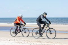 Gravel-cykelløbet Dirty Jutland 2019 blev afholdt den 12.-13. april. Mere end 500 cykelentusiaster kæmpede sig vej på forskellige distancer langs den jyske vestkyst med Skagen som endelig destination. Cykelløbet inkluderer både landevejskørsel, skov, strand, mv., og er således ligeså meget en naturoplevelse som det er et cykelløb.