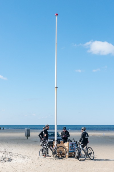Gravel-cykelløbet Dirty Jutland 2019 blev afholdt den 12.-13. april. Mere end 500 cykelentusiaster kæmpede sig vej på forskellige distancer langs den jyske vestkyst med Skagen som endelig destination. Cykelløbet inkluderer både landevejskørsel, skov, strand, mv., og er således ligeså meget en naturoplevelse som det er et cykelløb.