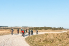 Gravel-cykelløbet Dirty Jutland 2019 blev afholdt den 12.-13. april. Mere end 500 cykelentusiaster kæmpede sig vej på forskellige distancer langs den jyske vestkyst med Skagen som endelig destination. Cykelløbet inkluderer både landevejskørsel, skov, strand, mv., og er således ligeså meget en naturoplevelse som det er et cykelløb.