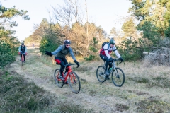 Gravel-cykelløbet Dirty Jutland 2019 blev afholdt den 12.-13. april. Mere end 500 cykelentusiaster kæmpede sig vej på forskellige distancer langs den jyske vestkyst med Skagen som endelig destination. Cykelløbet inkluderer både landevejskørsel, skov, strand, mv., og er således ligeså meget en naturoplevelse som det er et cykelløb.
