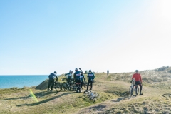 Gravel-cykelløbet Dirty Jutland 2019 blev afholdt den 12.-13. april. Mere end 500 cykelentusiaster kæmpede sig vej på forskellige distancer langs den jyske vestkyst med Skagen som endelig destination. Cykelløbet inkluderer både landevejskørsel, skov, strand, mv., og er således ligeså meget en naturoplevelse som det er et cykelløb.