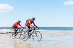 Gravel-cykelløbet Dirty Jutland 2019 blev afholdt den 12.-13. april. Mere end 500 cykelentusiaster kæmpede sig vej på forskellige distancer langs den jyske vestkyst med Skagen som endelig destination. Cykelløbet inkluderer både landevejskørsel, skov, strand, mv., og er således ligeså meget en naturoplevelse som det er et cykelløb.
