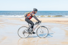 Gravel-cykelløbet Dirty Jutland 2019 blev afholdt den 12.-13. april. Mere end 500 cykelentusiaster kæmpede sig vej på forskellige distancer langs den jyske vestkyst med Skagen som endelig destination. Cykelløbet inkluderer både landevejskørsel, skov, strand, mv., og er således ligeså meget en naturoplevelse som det er et cykelløb.