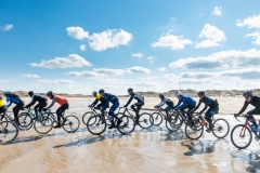 Gravel-cykelløbet Dirty Jutland 2019 blev afholdt den 12.-13. april. Mere end 500 cykelentusiaster kæmpede sig vej på forskellige distancer langs den jyske vestkyst med Skagen som endelig destination. Cykelløbet inkluderer både landevejskørsel, skov, strand, mv., og er således ligeså meget en naturoplevelse som det er et cykelløb.