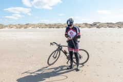 Gravel-cykelløbet Dirty Jutland 2019 blev afholdt den 12.-13. april. Mere end 500 cykelentusiaster kæmpede sig vej på forskellige distancer langs den jyske vestkyst med Skagen som endelig destination. Cykelløbet inkluderer både landevejskørsel, skov, strand, mv., og er således ligeså meget en naturoplevelse som det er et cykelløb.