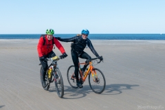 Gravel-cykelløbet Dirty Jutland 2019 blev afholdt den 12.-13. april. Mere end 500 cykelentusiaster kæmpede sig vej på forskellige distancer langs den jyske vestkyst med Skagen som endelig destination. Cykelløbet inkluderer både landevejskørsel, skov, strand, mv., og er således ligeså meget en naturoplevelse som det er et cykelløb.